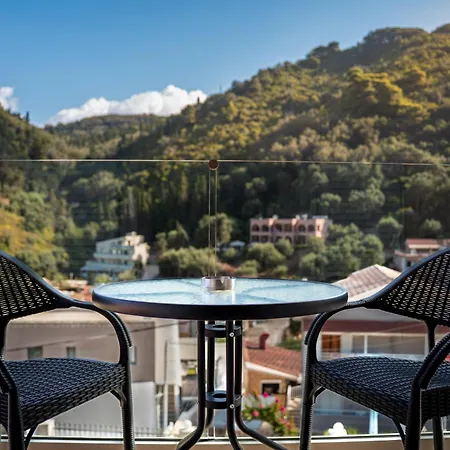 Alexander Aparthotel 3*