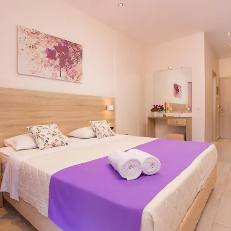 Aparthotel Alexander