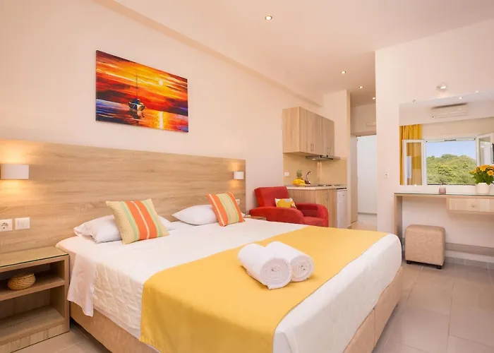 Alexander 3* Agios Gordios (Corfu)